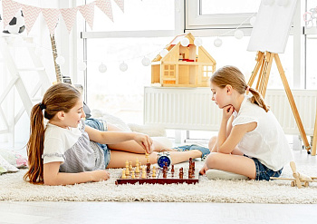 Игрушки для ребенка в 8 лет